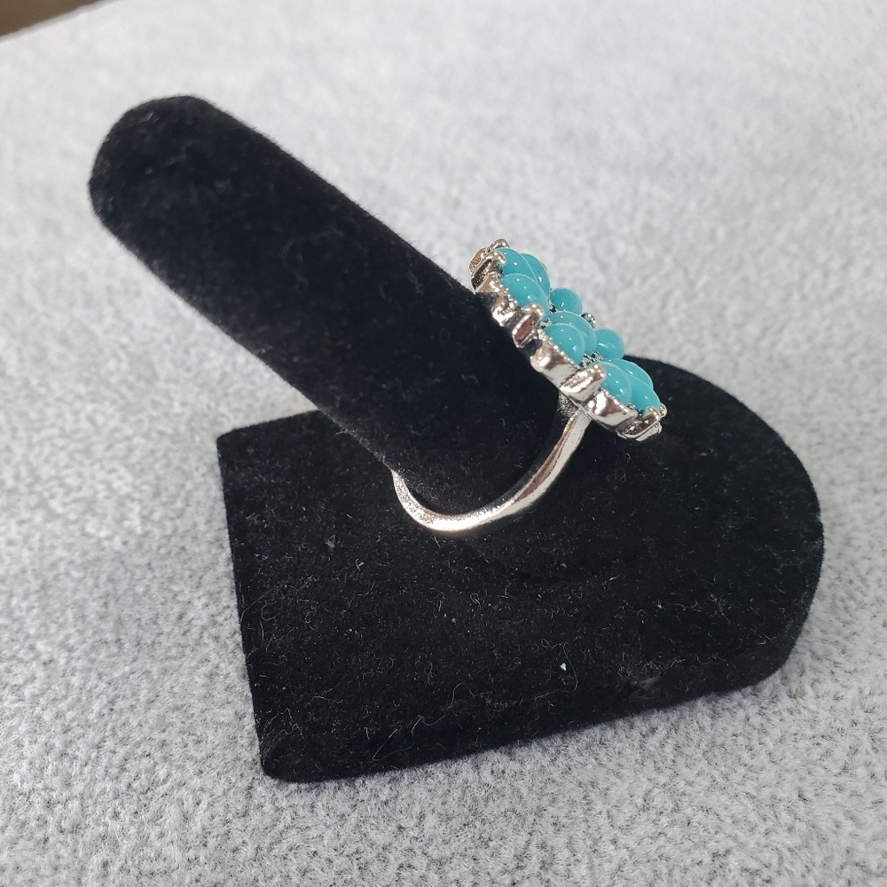 Turquoise Flower Ring - Picture 3 of 6